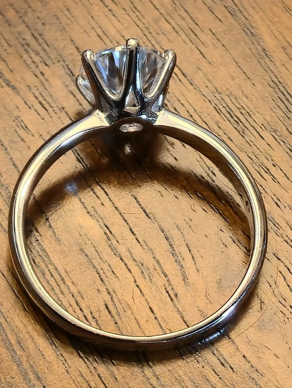 925 Silver Inlaid 2 Carats Moissanite Ring Size 9 Color Grade D Clarity VVS1